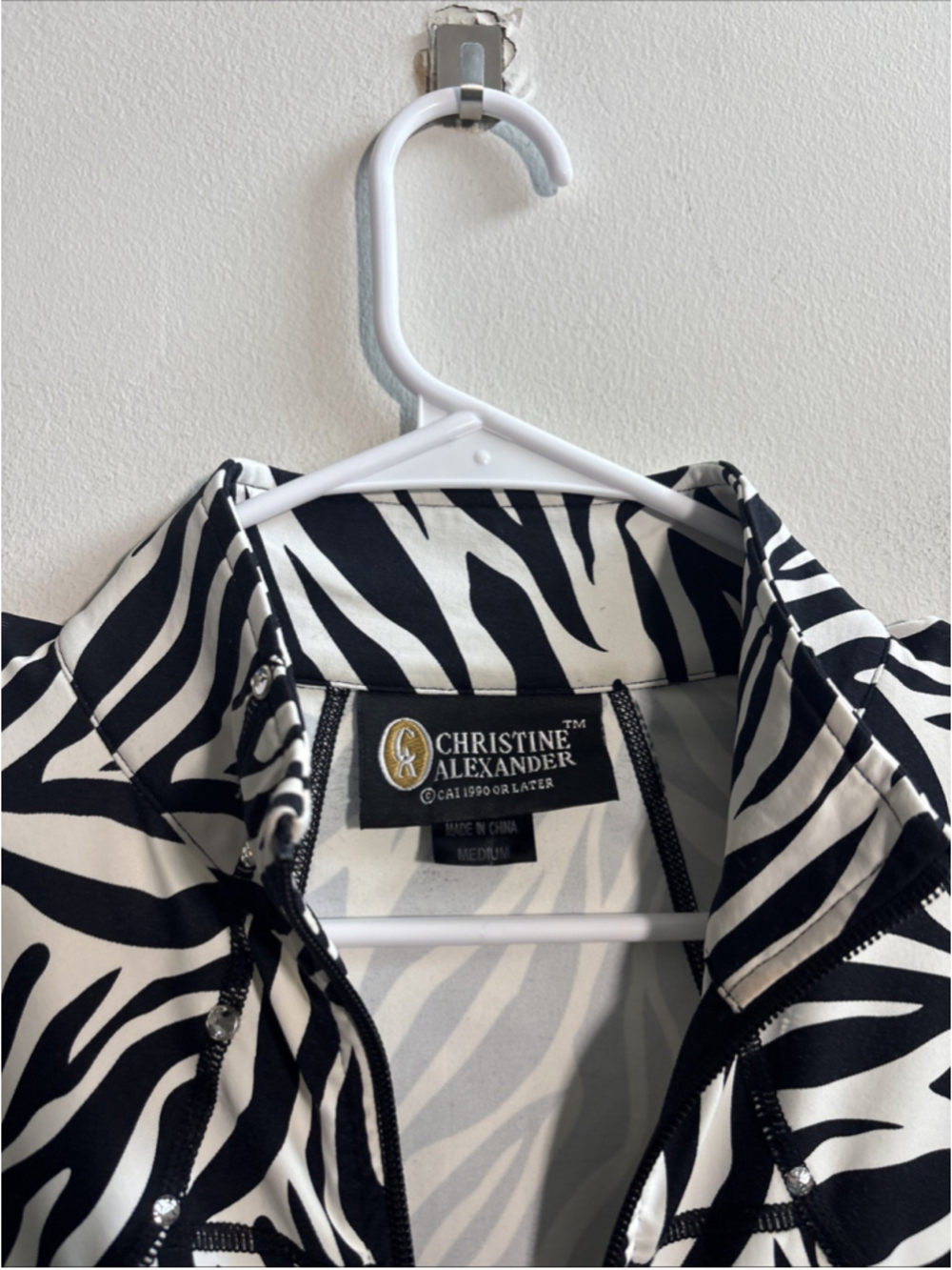 VTG WOMEN’S CHRISTINE ALEXANDER NYLON ZEBRA PRINT JACKET SEQUINS SIZE MEDIUM M - Picture 2 of 8